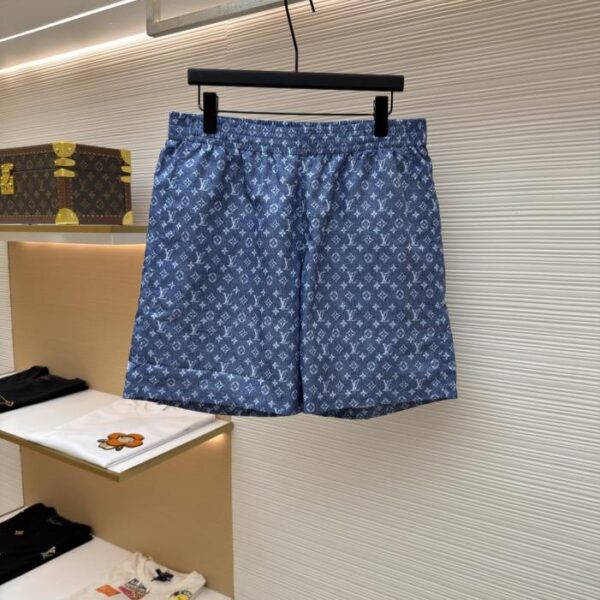 LOUIS VUITTON 滿印印花短褲(T6BLKK)