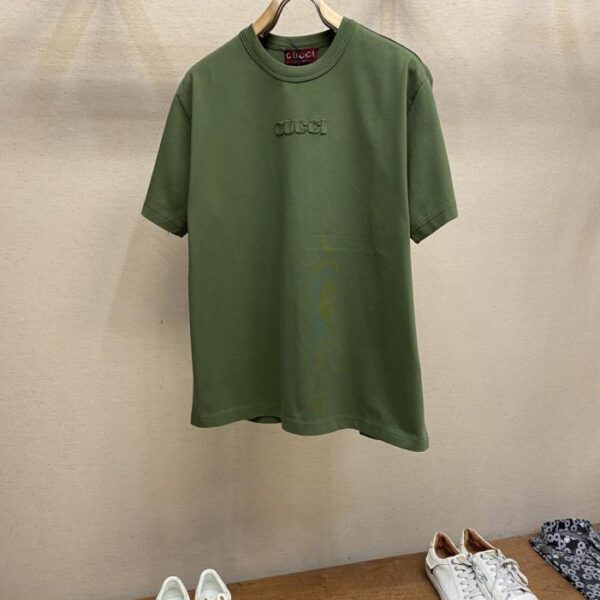 Gucci 品牌元素持續推陳出新 誠摯演繹休閒T卹(7AFAZI)